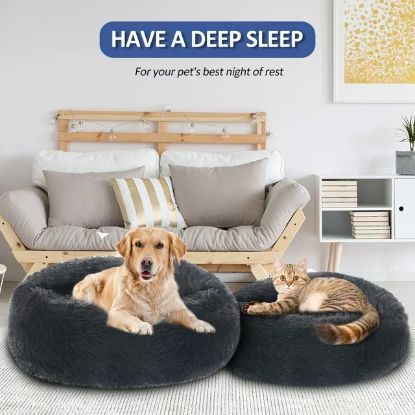 Picture of Round plush dog bed