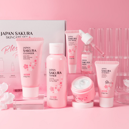 Picture of JAPAN SAKURA Skin Care Set